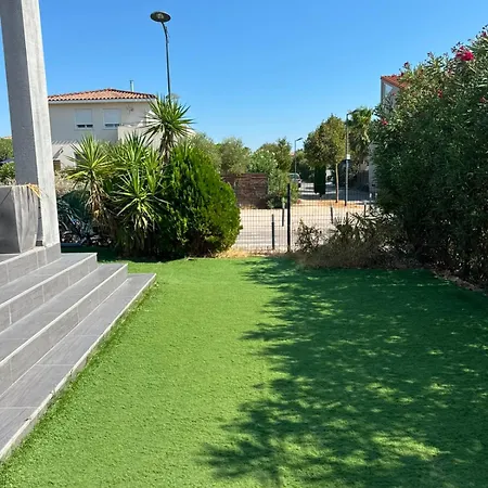 Maison De Charme Au Coeur De La Camargue Ideale Pour Un Sejour En Famille Ou Entre Amis * 아메거스